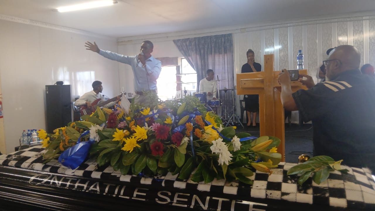 Sentle Sentle Funeral Home services
